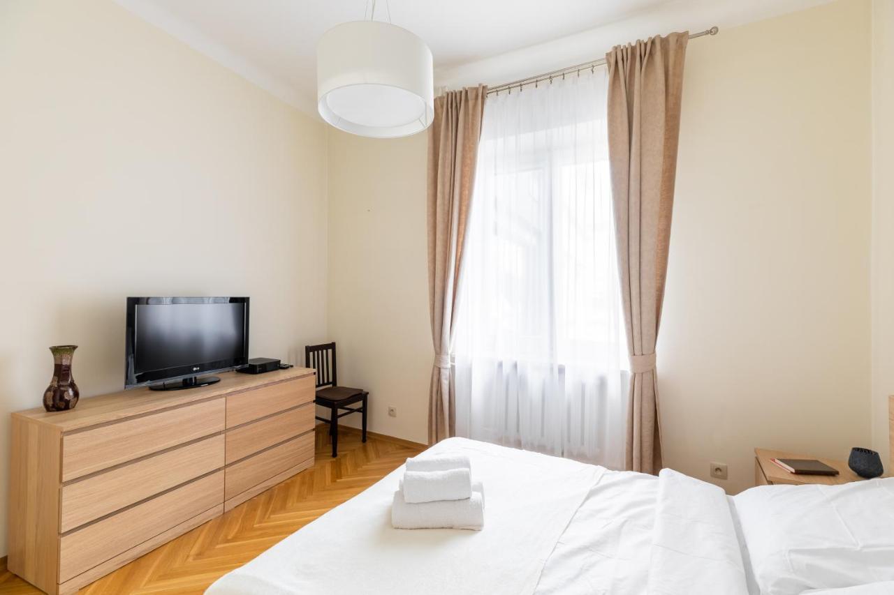 P&O Serviced Apartments Plac Konstytucji 华沙 外观 照片